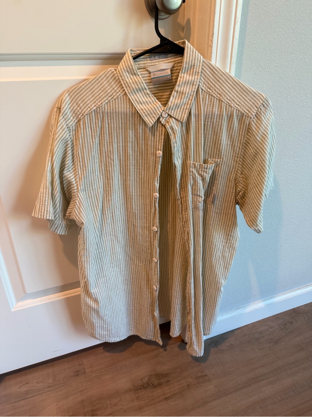 Columbia Short-Sleeve Striped Button-Down Shirt - Cream & Light Green